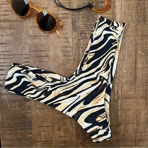 Skatie animal print bikini bottom size S